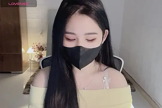    Daisy    online show from 01-11-26, 07:24