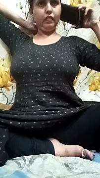 Snapshot of Ritika_ranii chatting on 09-13-25, 10:15 Ritika ranii online show from 09-13-25, 10:15