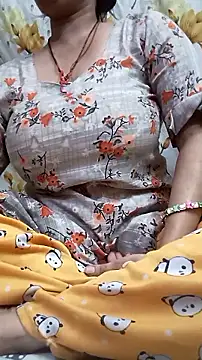 Snapshot of Ritika_ranii chatting on 10-11-25, 08:24 Ritika ranii online show from 10-11-25, 08:24