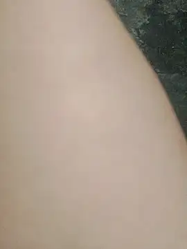 Snapshot of CloudyChu chatting on 10-13-25, 01:55 CloudyChu online show from 10-13-25, 01:55