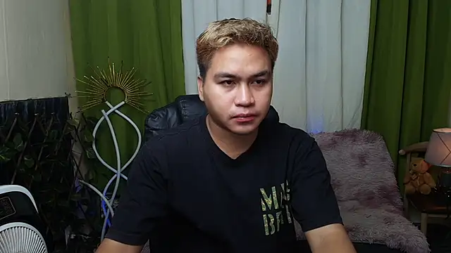Snapshot of Asian_jayeel chatting on 06-13-26, 09:07 Asian jayeel online show from 06-13-26, 09:07