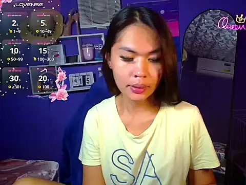 urgirljane online show from 06-15-26, 02:52