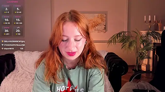 Snapshot of Violet_Griffen chatting on 07-03-26, 06:25 Violet Griffen online show from 07-03-26, 06:25