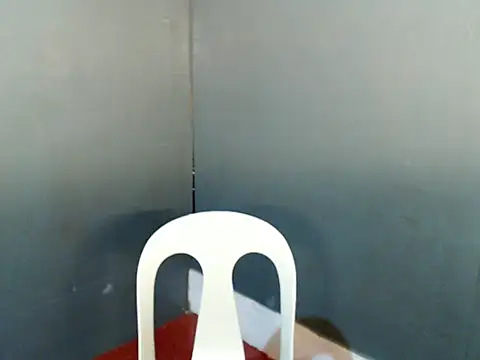 Snapshot of tiaraunniesparks chatting on 06-21-26, 12:46 tiaraunniesparks online show from 06-21-26, 12:46