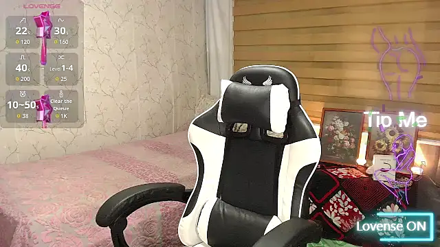 TssluttyNikka online show from 11-19-25, 09:48