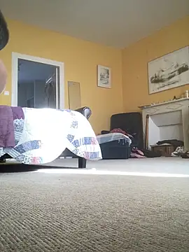 Snapshot of nastro1967 chatting on 11-04-25, 12:04 nastro1967 online show from 11-04-25, 12:04