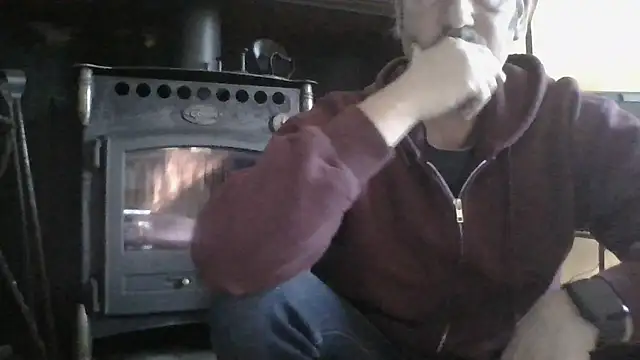 Snapshot of nastro1967 chatting on 11-28-25, 10:29 nastro1967 online show from 11-28-25, 10:29