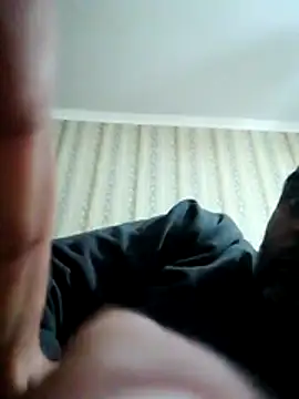 elik555 online show from 12-14-25, 05:29