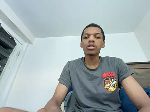 Snapshot of zeeeky_33deep chatting on 05-18-26, 05:24 zeeeky 33deep online show from 05-18-26, 05:24