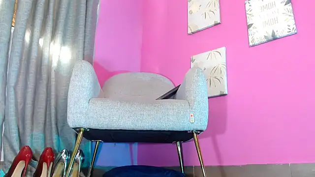 emily ox0 online show from 04-14-26, 07:42