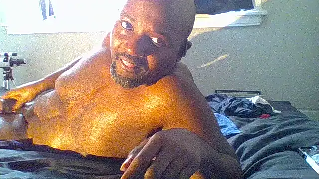 Snapshot of JezOne555 chatting on 03-24-26, 04:45 JezOne555 online show from 03-24-26, 04:45