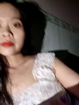 Snapshot of Thocon2k6 chatting on 03-25-26, 03:29 Thocon2k6 online show from 03-25-26, 03:29