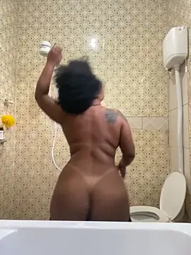 morenaluaa online show from 09-15-25, 08:20