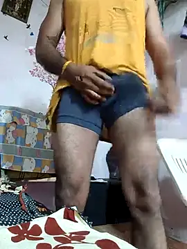 Snapshot of Sunny_cute_love chatting on 10-25-25, 01:02 Sunny cute love online show from 10-25-25, 01:02