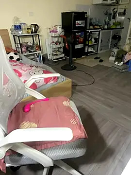 Mina048 online show from 11-04-25, 12:15