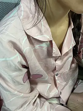 Mina048 online show from 12-20-25, 05:31