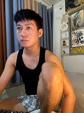 xshyboyx online show from 10-23-25, 04:01