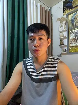 Snapshot of xshyboyx chatting on 07-17-26, 03:35 xshyboyx online show from 07-17-26, 03:35