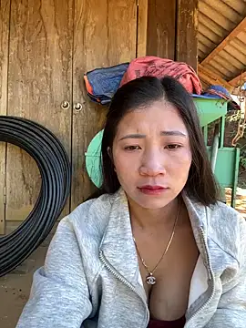 ThiHa003 online show from 11-28-25, 02:58