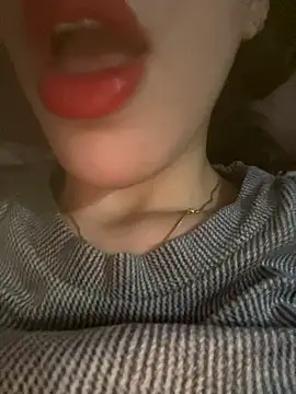 Mimisixo online show from 11-10-25, 05:56