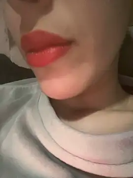 Mimisixo online show from 04-06-26, 06:20