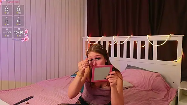 BeatrixCarIeton online show from 12-03-25, 07:23