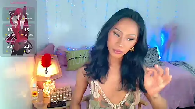 sassylatina online show from 10-23-25, 03:00