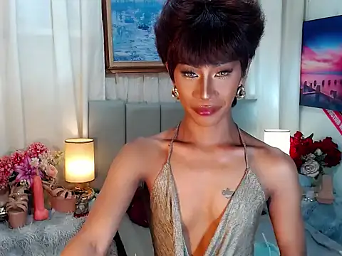 sassylatina online show from 11-14-25, 02:38