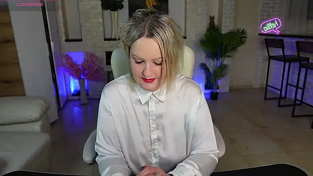 MariemLui online show from 03-21-26, 03:59