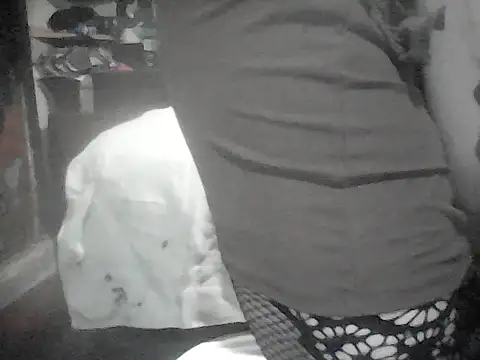 Snapshot of Twoslipperywhenwett chatting on 07-12-26, 01:13 Twoslipperywhenwett online show from 07-12-26, 01:13