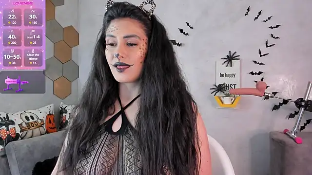 saritass  online show from 10-30-25, 02:35