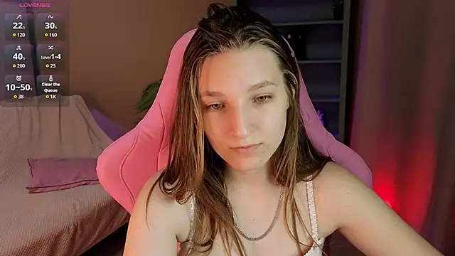 Snapshot of Mia_Myles chatting on 09-17-25, 10:17 Mia Myles online show from 09-17-25, 10:17