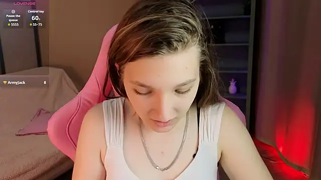Snapshot of Mia_Myles chatting on 09-19-25, 10:16 Mia Myles online show from 09-19-25, 10:16