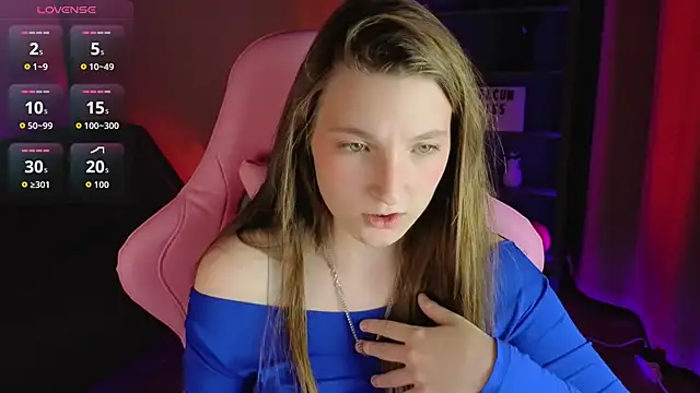 Mia Myles online show from 11-30-25, 01:15