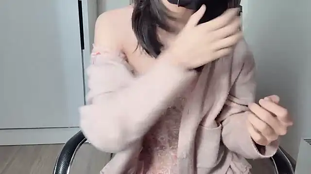 Snapshot of Ryeon_99 chatting on 01-10-26, 03:08 Ryeon 99 online show from 01-10-26, 03:08