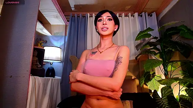 UrMassiveCockSabrinaOnTop online show from 11-16-25, 06:24