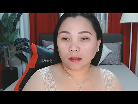 Snapshot of MarielRose143 chatting on 05-04-26, 06:04 MarielRose143 online show from 05-04-26, 06:04