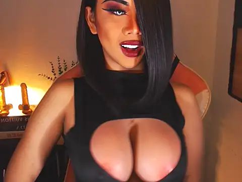 KarlaFrost online show from 11-28-25, 06:21