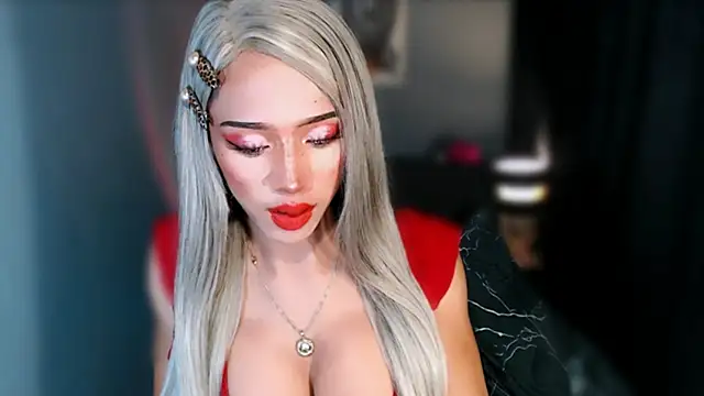 AiraCumSlut online show from 05-15-26, 11:23