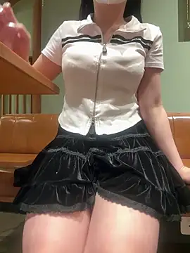 Meii-meyy online show from 03-27-26, 04:29