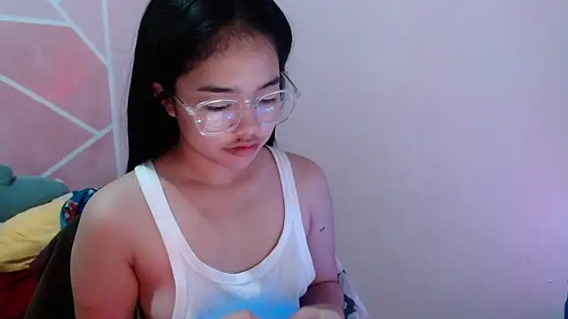 aaliyah walker online show from 12-17-25, 11:05