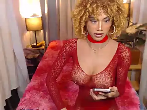 DAYANARAHFOX online show from 03-04-26, 11:00