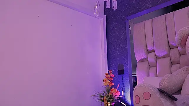 SamantaVazquez online show from 11-21-25, 12:15