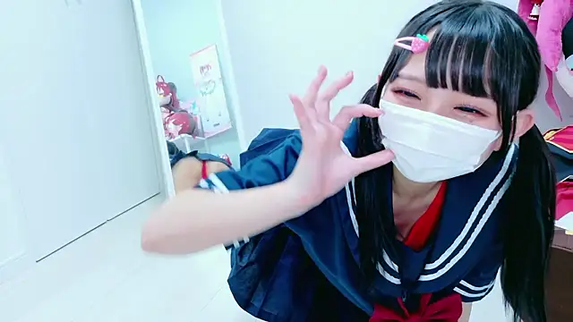 Snapshot of Hina-qp chatting on 06-17-26, 10:39 Hina-qp online show from 06-17-26, 10:39