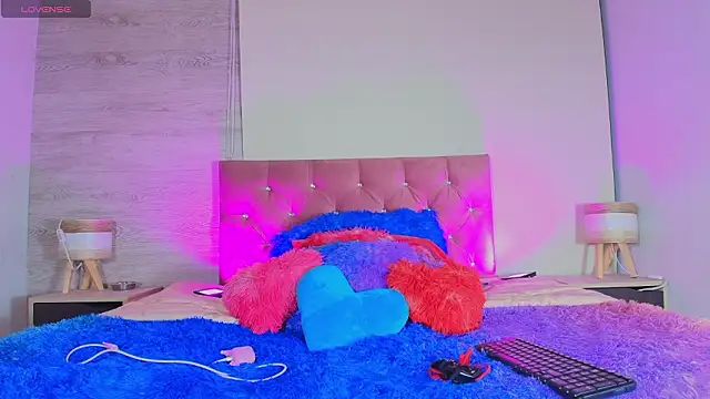 Snapshot of Zamara_Kleii chatting on 03-05-26, 06:09 Zamara Kleii online show from 03-05-26, 06:09