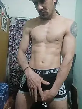 Snapshot of fethelion chatting on 10-23-25, 11:35 fethelion online show from 10-23-25, 11:35