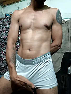 Snapshot of fethelion chatting on 04-15-26, 10:21 fethelion online show from 04-15-26, 10:21