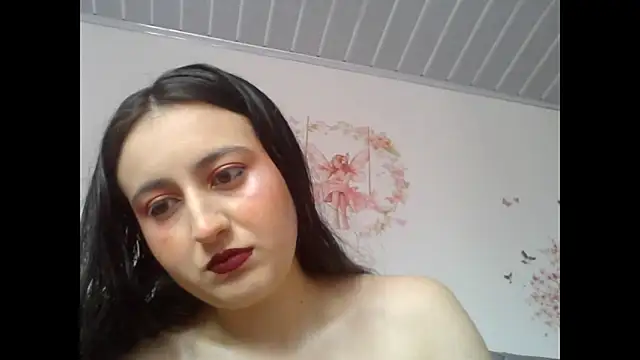 Snapshot of MillyDulce_ chatting on 10-20-25, 07:25 MillyDulce  online show from 10-20-25, 07:25