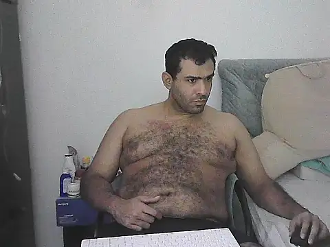 Snapshot of morenocabro10 chatting on 06-20-26, 03:20 morenocabro10 online show from 06-20-26, 03:20