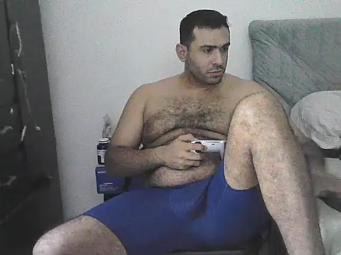 Snapshot of morenocabro10 chatting on 07-14-26, 04:06 morenocabro10 online show from 07-14-26, 04:06